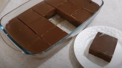 Kakaové řezy „6 lžic“ s čokoládovým krémem