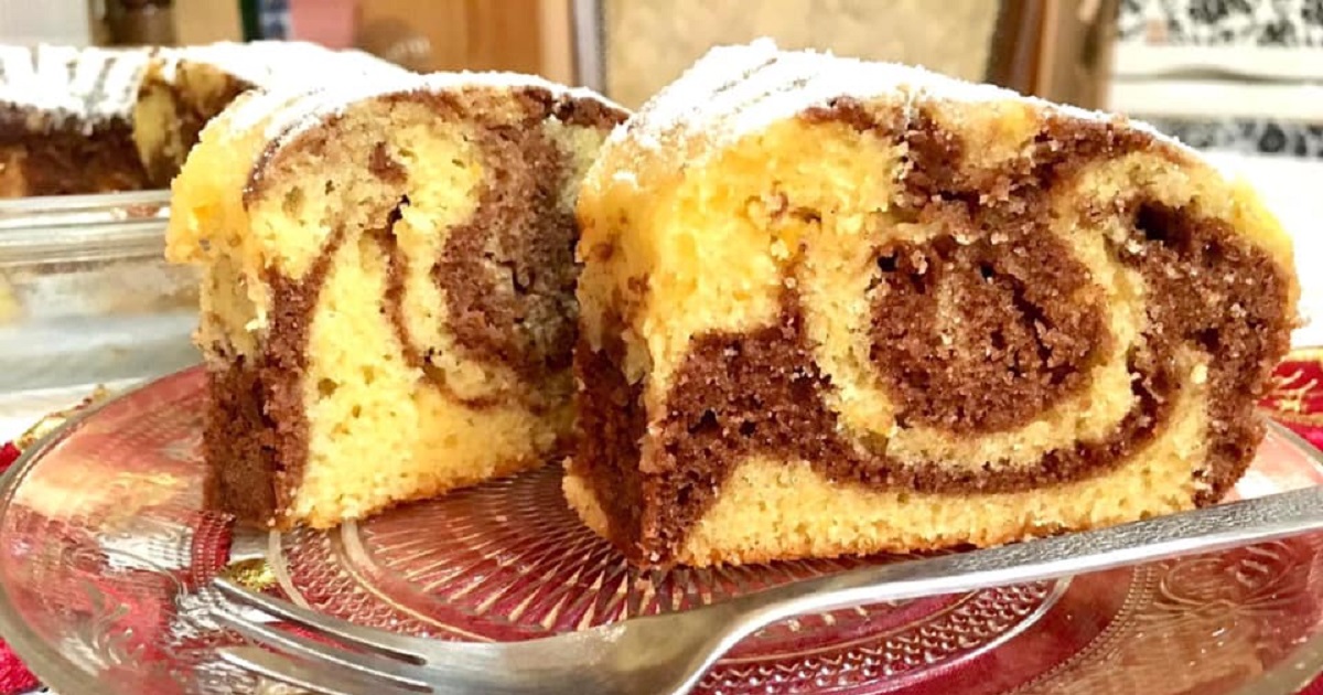 Mandarinková bábovka s vanilkou a kakaem