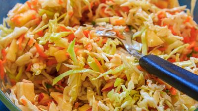 11 osvědčených receptů na zelné saláty: Jednoduchá příloha k masu i lehká večeře