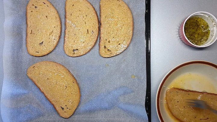 Zapečené chleby s hermelínem a šunkou