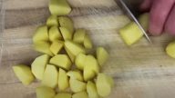 Zeleninová polévka s bramborami a mrkví