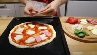 Rychlá domácí pizza jako z pizzerie