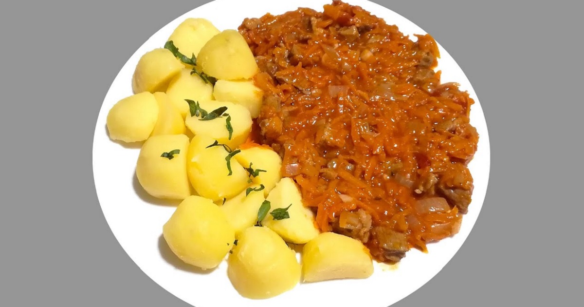 Vepřové v mrkvi na česneku s brambory