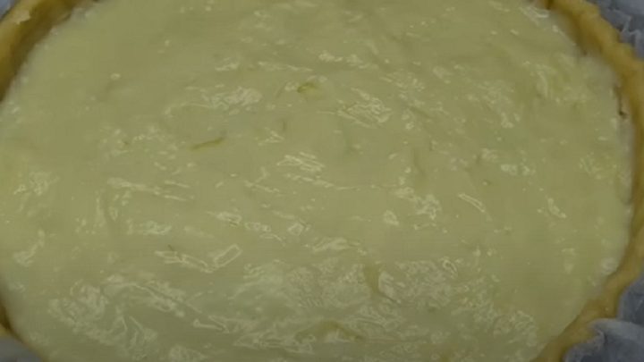 Točený jablečný koláč s citronovým krémem