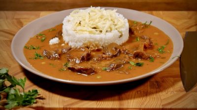 Mexický guláš s hráškem a rýží podle ČSN