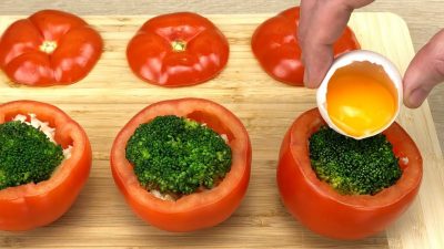 Plněná rajčata s brokolicí a mozzarellou