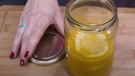 Sirup na čištění plic s citronem a kurkumou