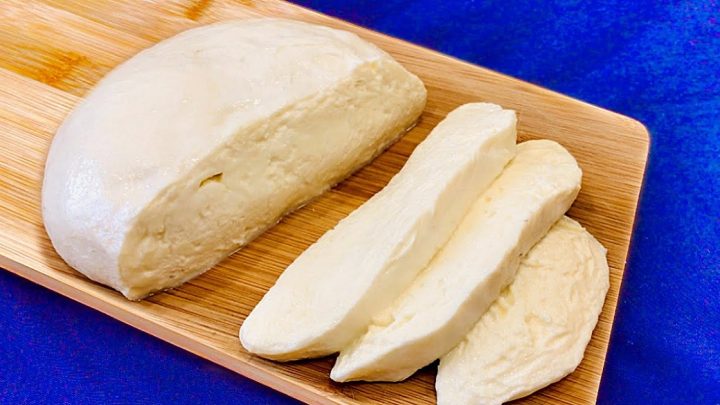 Domácí mozzarella ze 3 ingrediencí