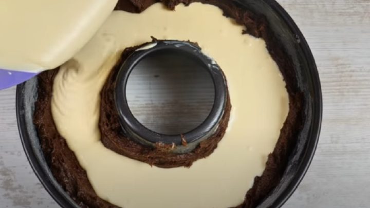 Bábovka s mascarpone a kakaem