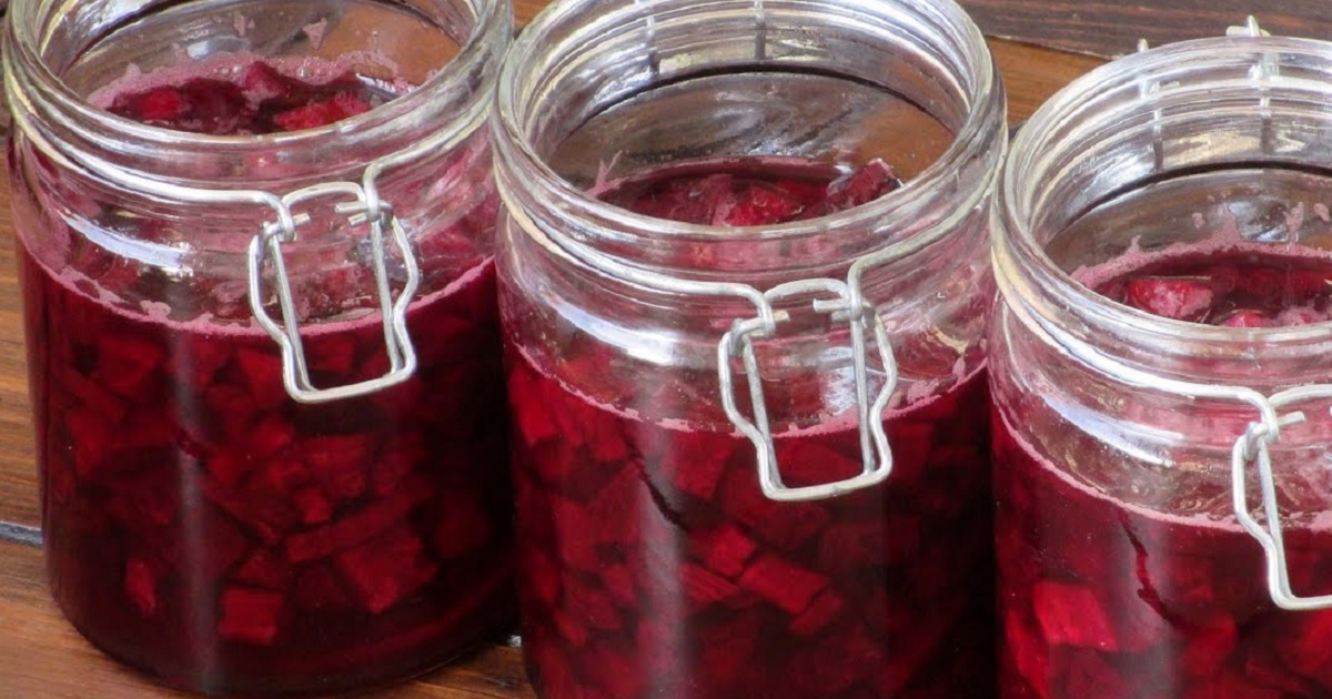 Sirup z červené řepy jen ze 2 ingrediencí
