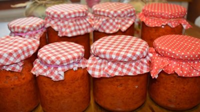 Omáčka ajvar jen ze 4 ingrediencí