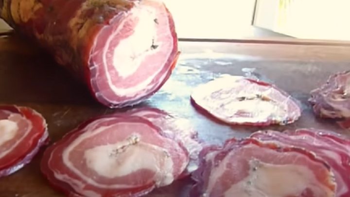 Pancetta z vepřového bůčku s česnekem