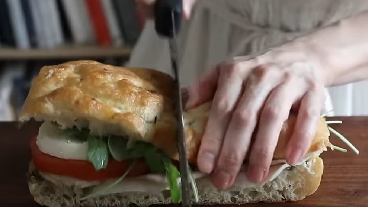 Focaccia z kynutého těsta na 3 způsoby