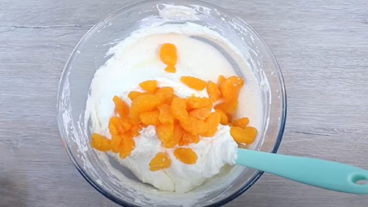Mandarinkové řezy s mascarpone krémem