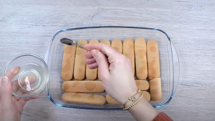 Mandarinkové řezy s mascarpone krémem