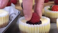 Domácí mini cheesecaky s ovocem