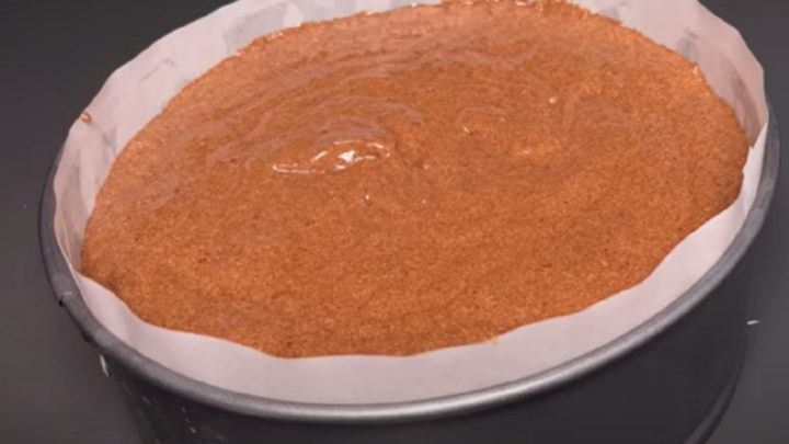 Kakaový datlový dort bez bílé mouky