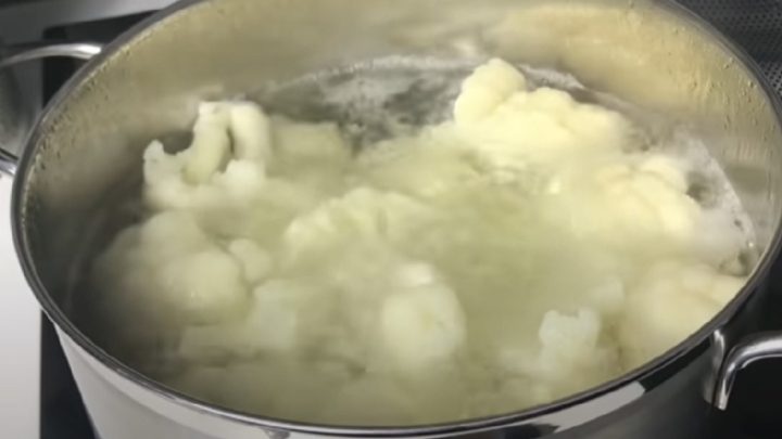 Květák v trojobalu pečený v troubě