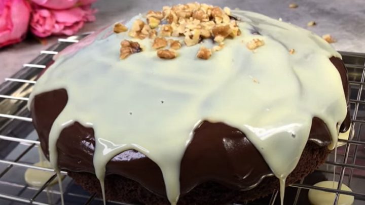 Rychlý kakaový dort s čokoládovou polevou