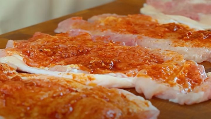 Roládky z kuřecích stehen s houbami