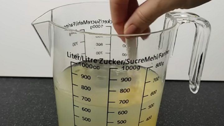 Rychlý citrónový nápoj na podporu hubnutí