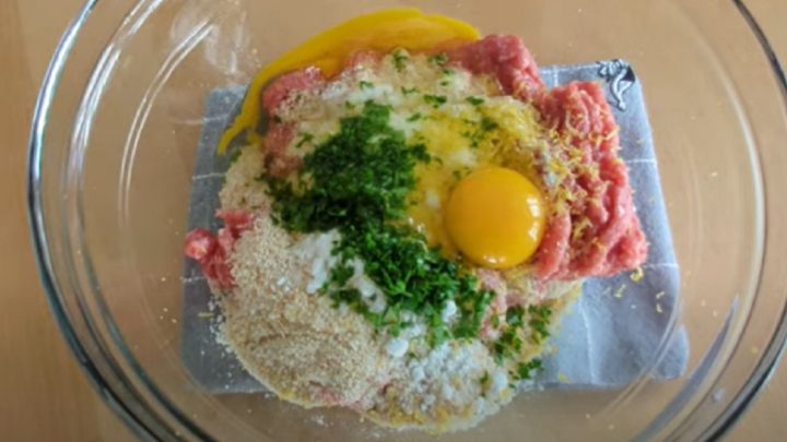 Šťavnaté karbanátky s citronem