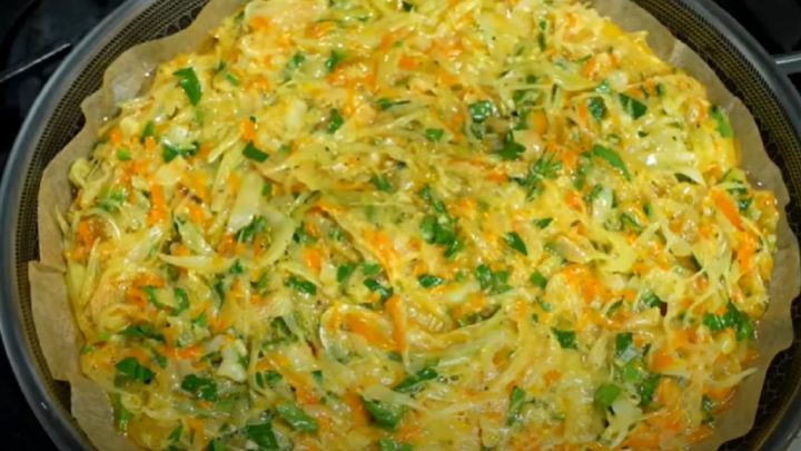 Rychlý zelný koláč z pánve s vejci