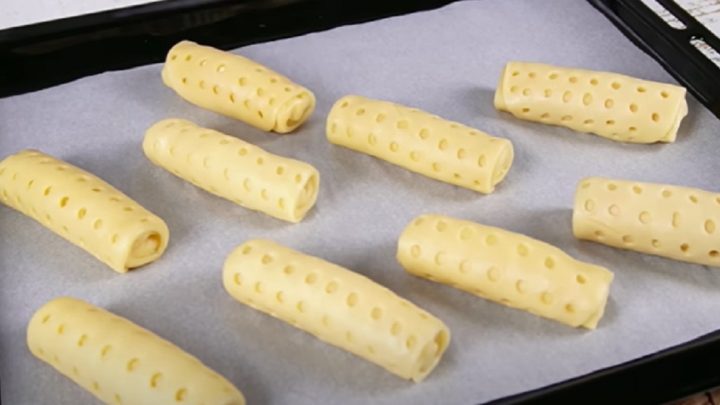 Máslové sušenky s tvarohovou náplní