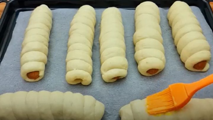 Párky v kynutém těstě na 2 způsoby