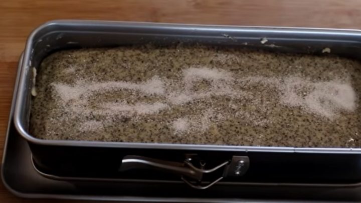 Vláčná čajová buchta s jogurtem