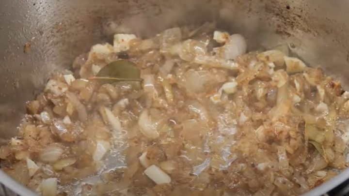 Hospodská dršťková polévka s chilli