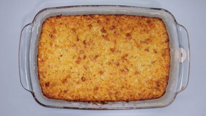 Květákový nákyp se sýrem a slaninou