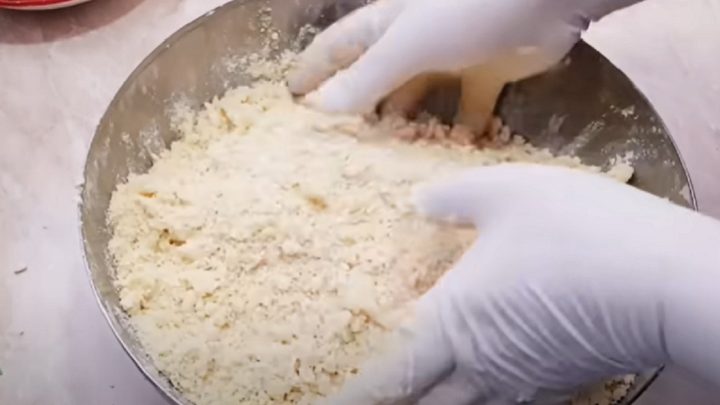 Rychlý drobenkový koláč s tvarohem