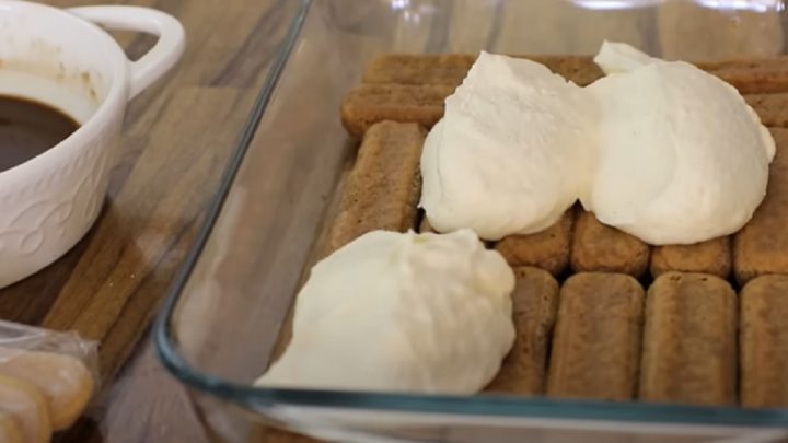 Italské tiramisu se smetanovým krémem