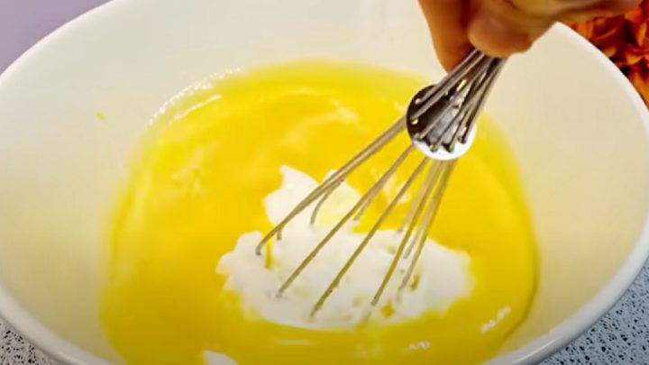 Rozinkový chlebíček s tvarohem