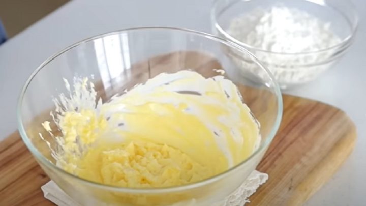 Medvídkové sušenky zdobené čokoládou