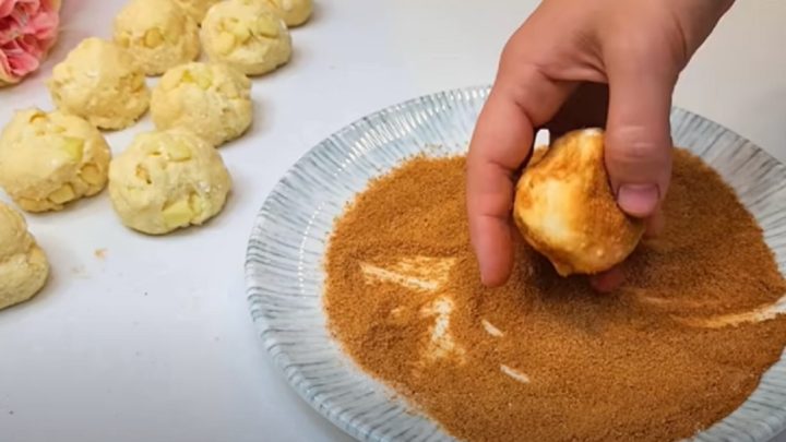 Skořicové bochánky s tvarohem