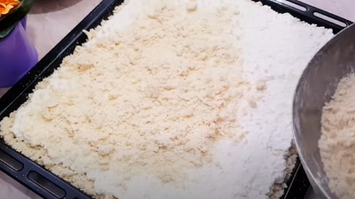 Rychlý drobenkový koláč s tvarohem