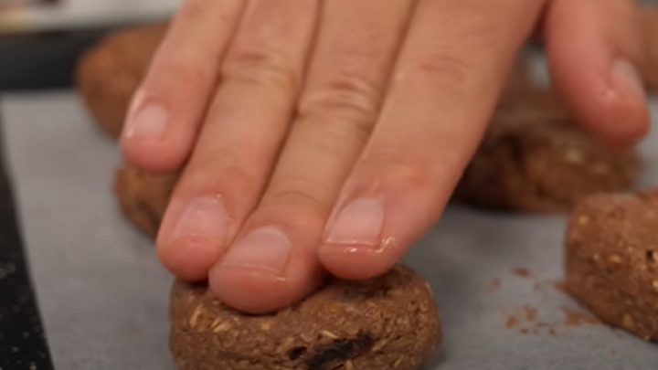 Rychlé rozinkové sušenky bez cukru