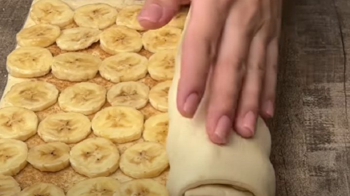 Rychlé banánové šneky se skořicí