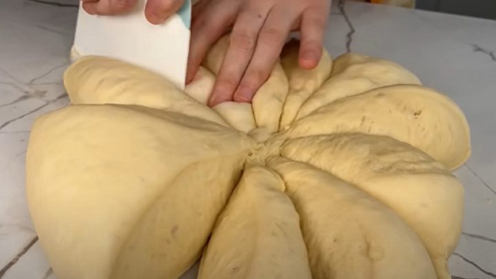 Kynuté motance s vanilkovou drobenkou