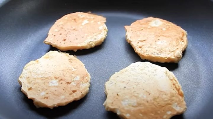 Banánové lívance bez mouky ze 3 ingrediencí