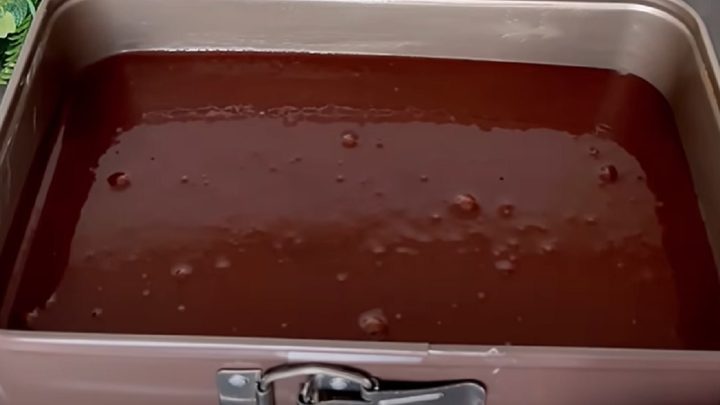 Kakaový řez „7 lžic“ s čokoládovým krémem