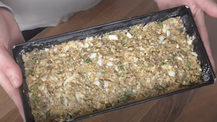 Vaječná paštika s cibulkou a žampiony