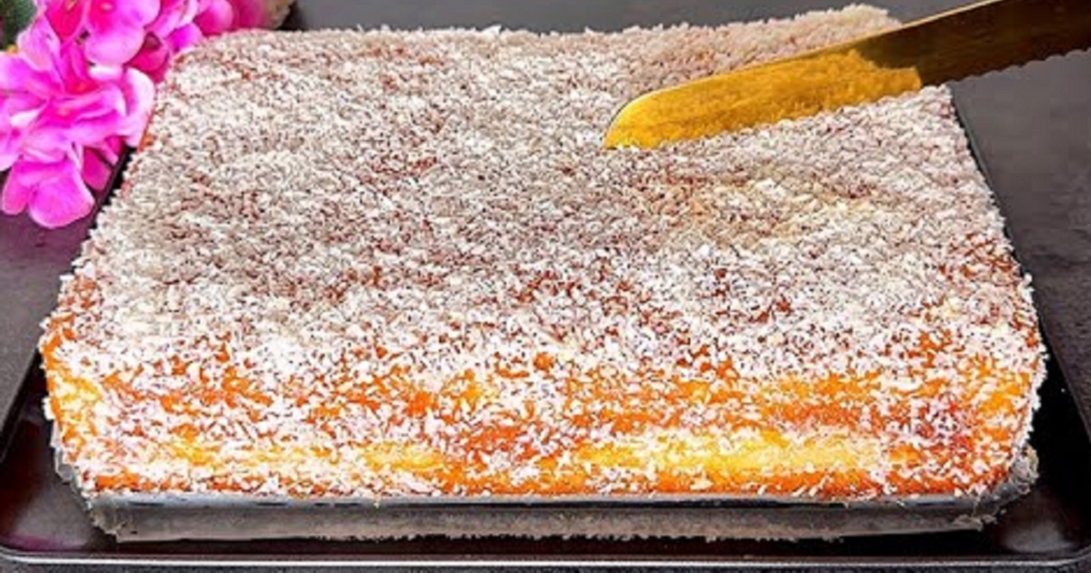 Litá buchta s citronovým krémem a kokosem