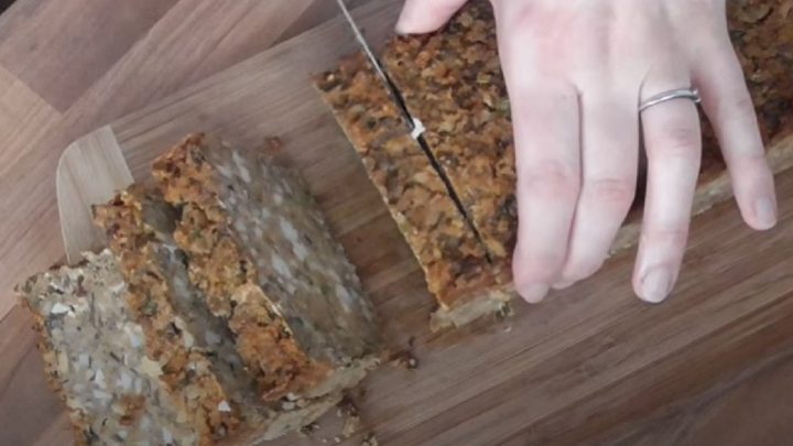 Vaječná paštika s cibulkou a žampiony