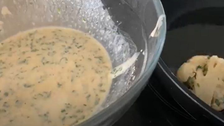 Květák v těstíčku s paprikou a česnekem