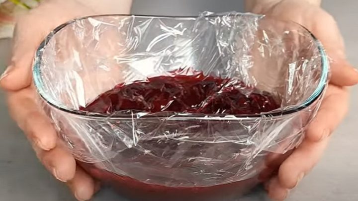 Rychlé dortíky s třešňovou náplní