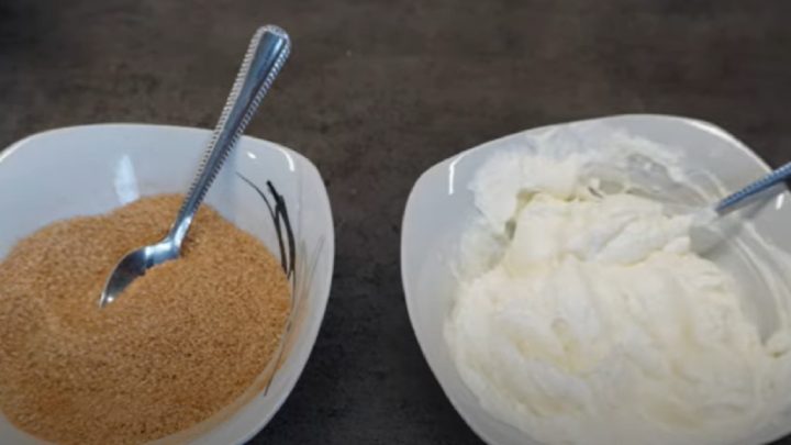 Hrnkové lívance s tvarohem a malinami