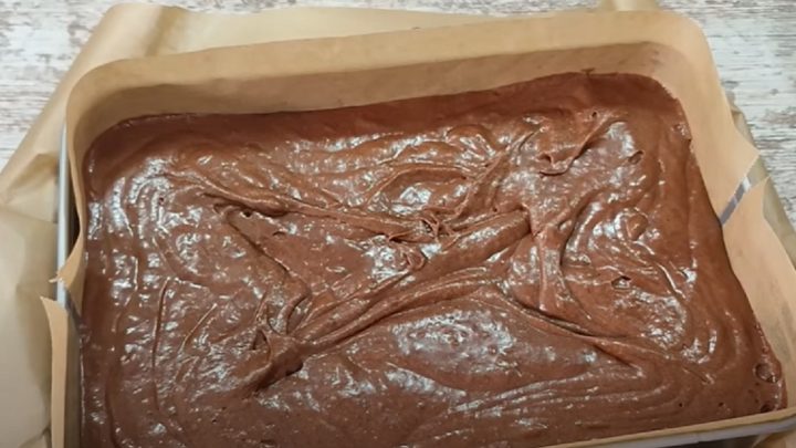 Čokoládový řez s kakaovým krémem